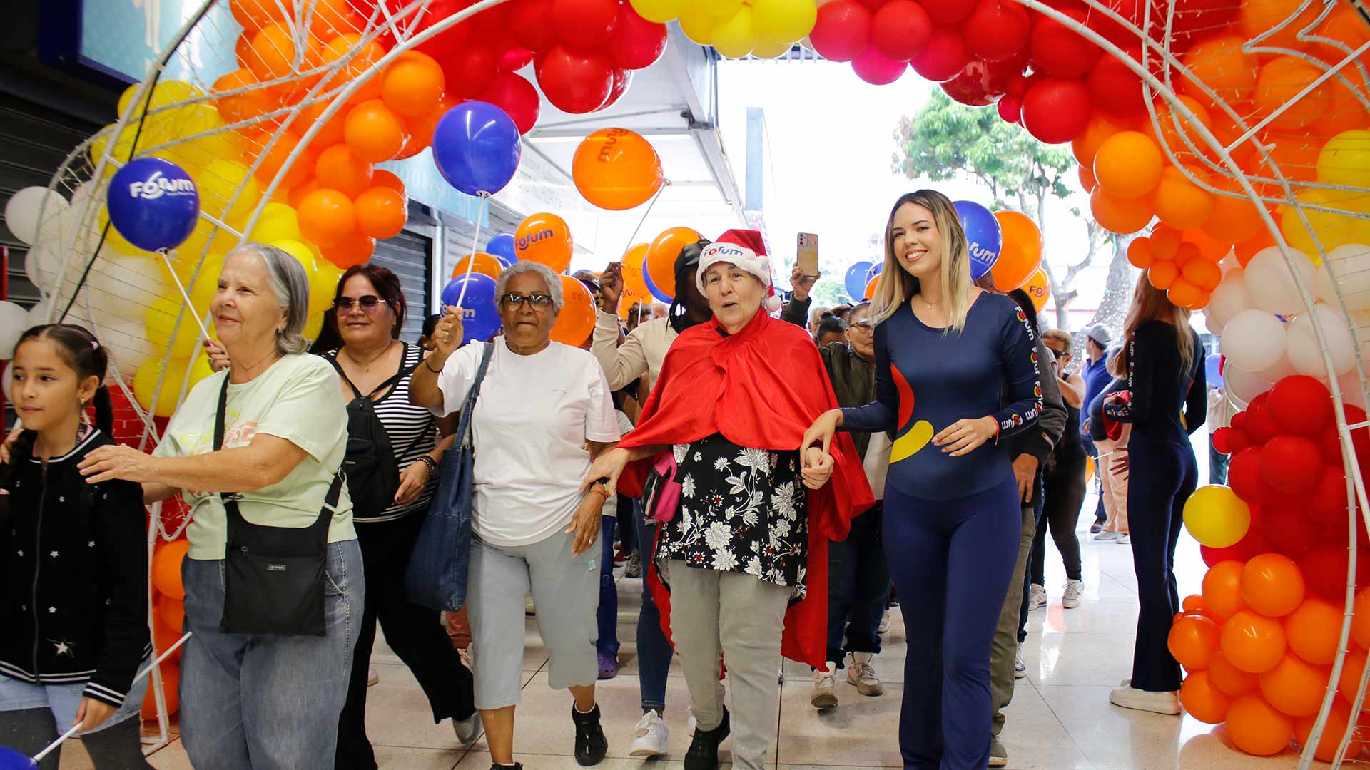 ¡Se viene el 2do Hallacazo de Forum Supermayorista! Tradición, música y sabor navideño en un solo lugar ¡Se viene el 2do Hallacazo de Forum Supermayorista! Tradición, música y sabor navideño en un solo lugar